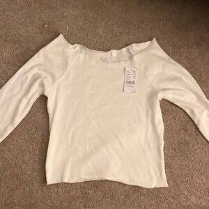 White long sleeve ribbed shirt from PacSun. New with tags, never worn